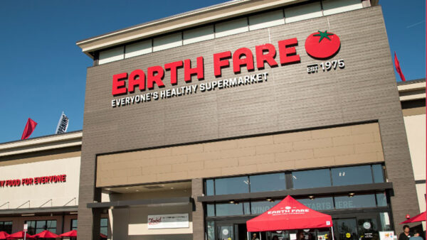 Illuminated channel letter sign for Earth Fare in Fairfax, Virginia fabricated and installed by Thomas Sign & Awning.